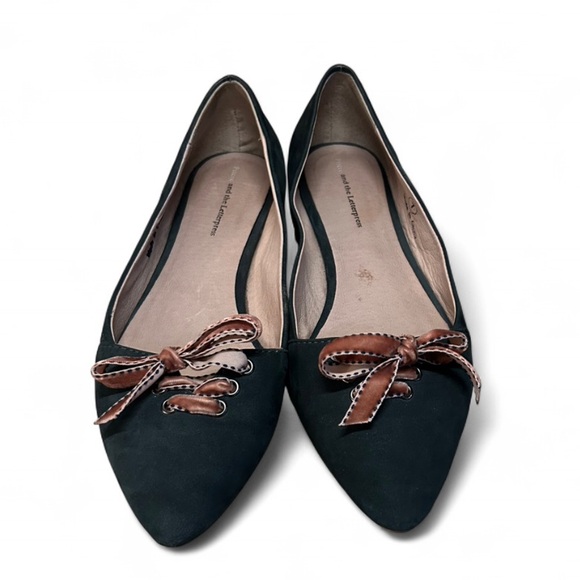 Pilcro and the Letterpress Green Flats with Tan Bow - Picture 2 of 4